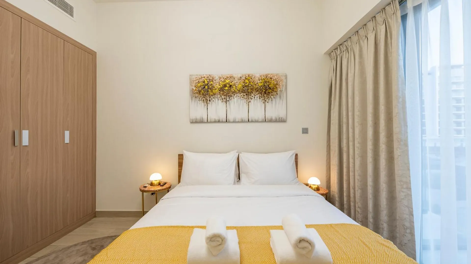 Elegant Studio By Skylight At Azizi Riviera 41 Dubai