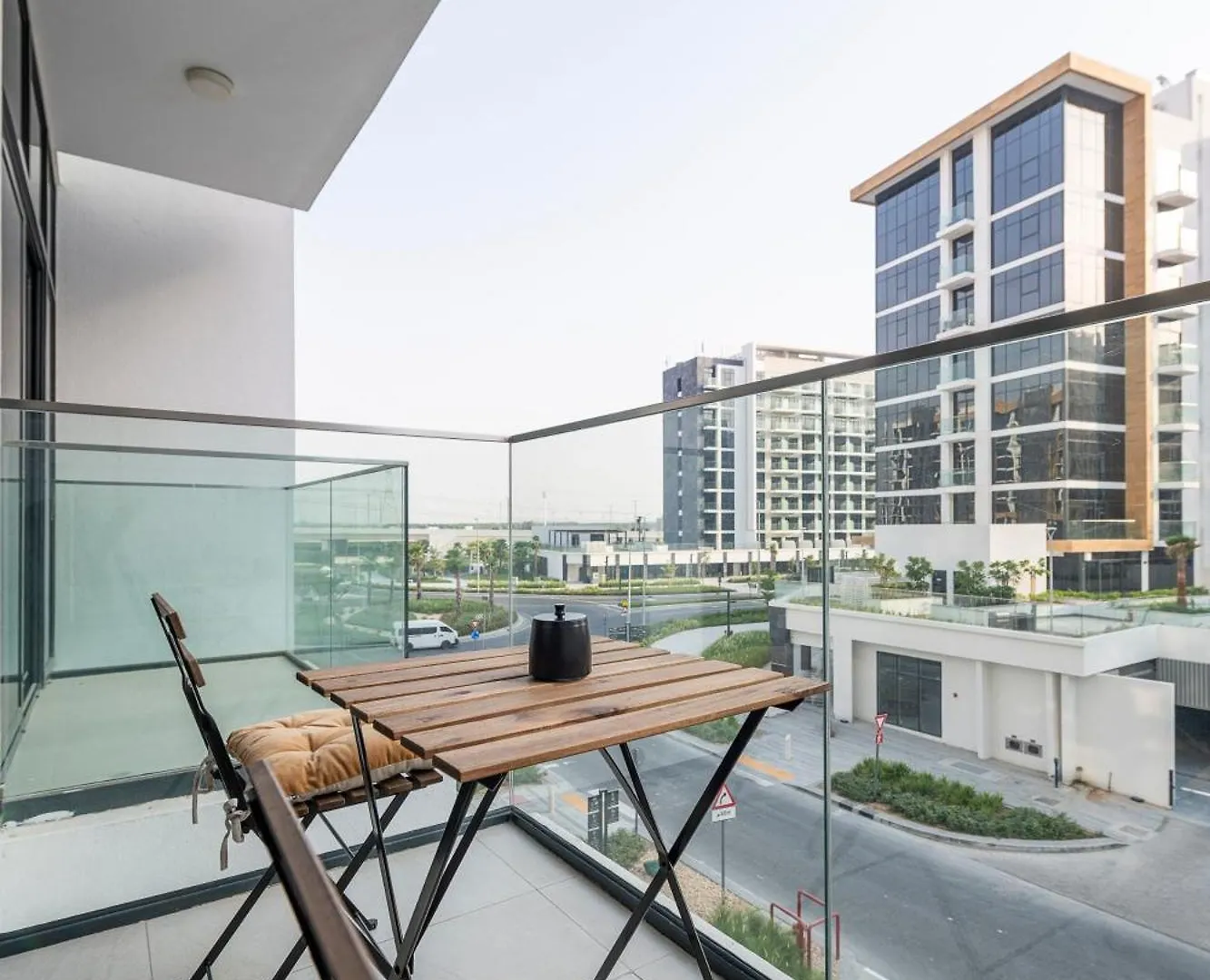 Elegant Studio By Skylight At Azizi Riviera 41 Dubai Apartment